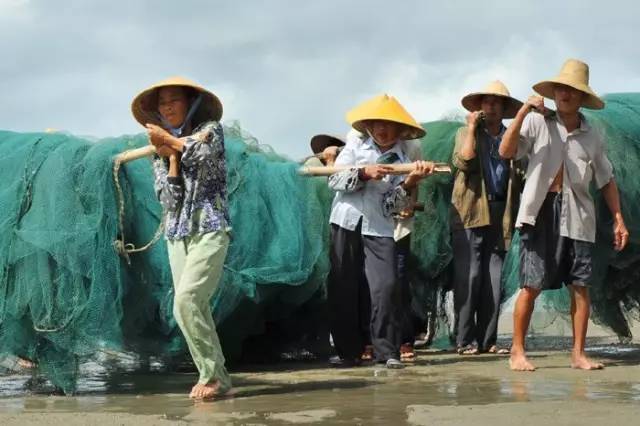 京族人口_边陲小村庄京族人民自建民俗博物馆(2)