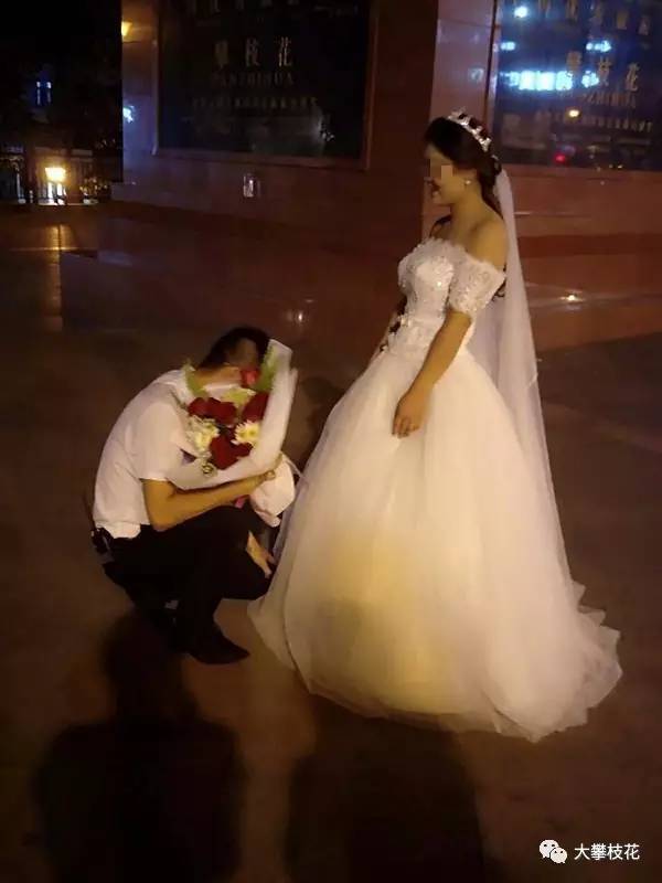 女友要我穿婚纱_鞠婧祎穿婚纱的照片