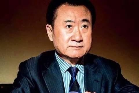 总裁和董事长_霸道总裁动漫图片(3)