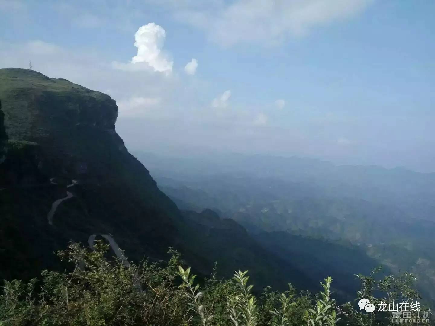 巍峨的八面山,诠释着大龙山的雄伟! 上一次八面山,就好比登一次天