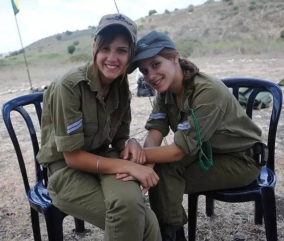 以色列国防女兵们到底有多美?看完这组图就明白了!
