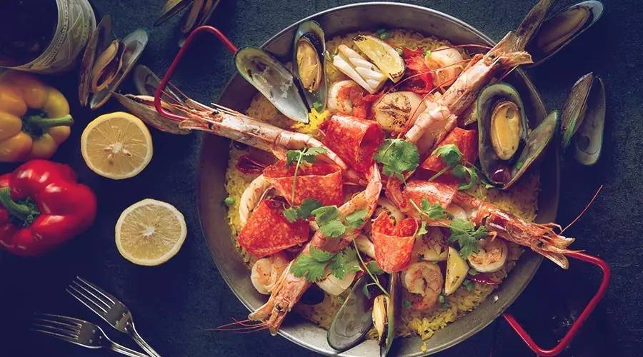 锅?米?哪个元素成就了最正宗的西班牙海鲜饭