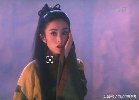 而此时,正式香港武侠电影最热的时期 在《笑傲江湖》中饰演了武艺高