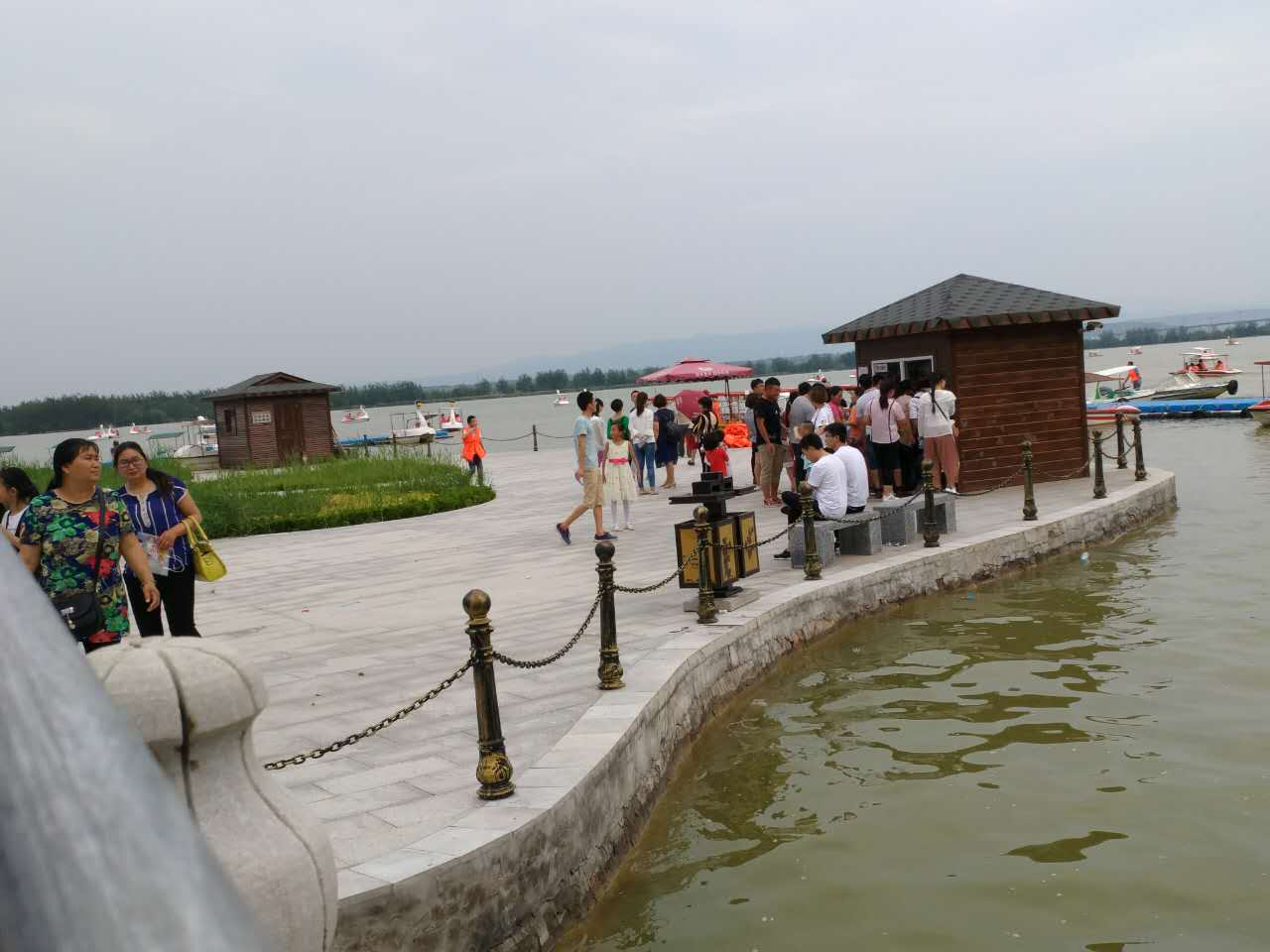 6月圣天湖景区风光旖旎,游客爆满!