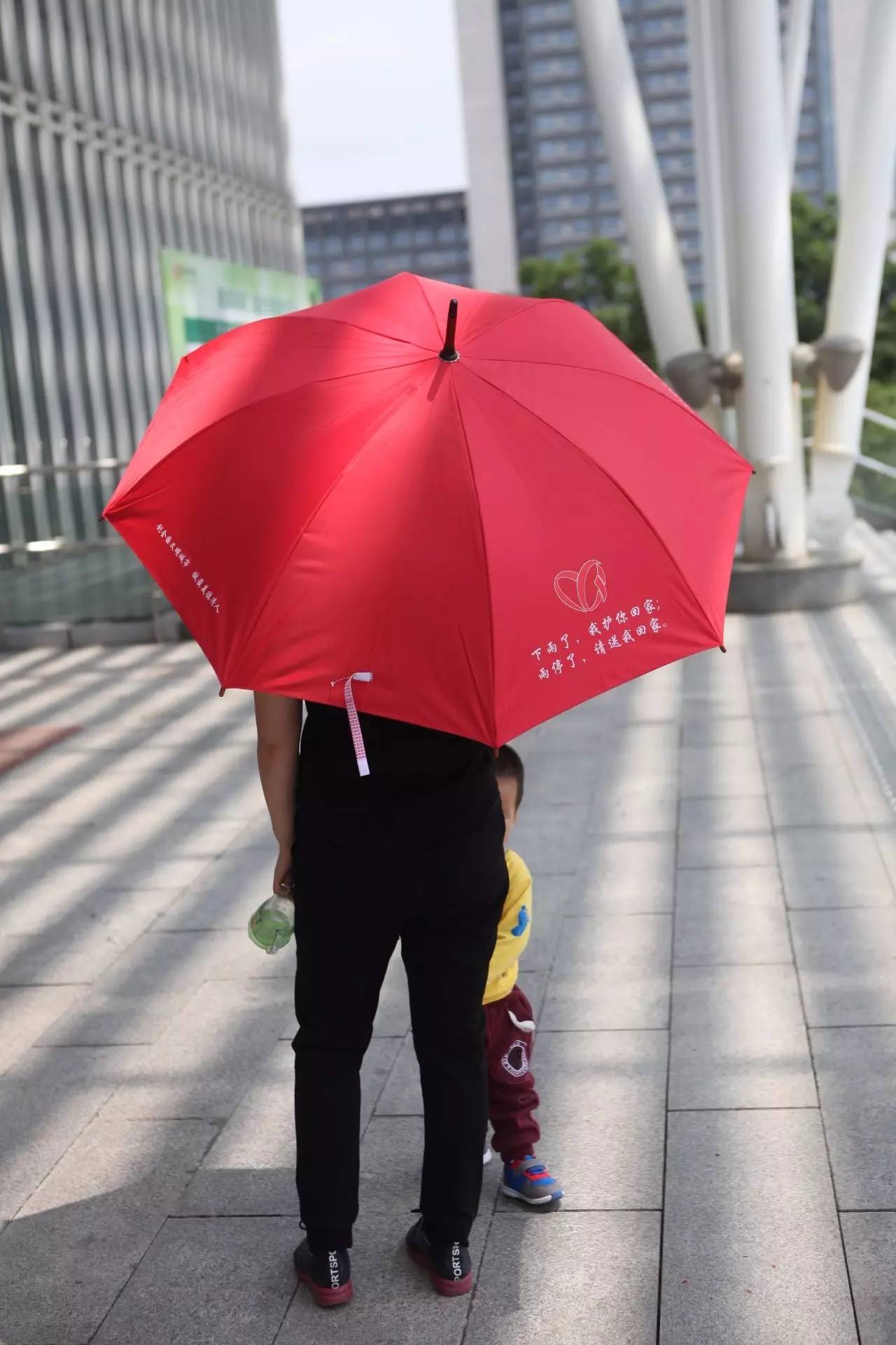 爱心迷你口袋伞折叠伞女士创意轻量五折伞黑胶遮阳伞口袋防UV雨伞-阿里巴巴
