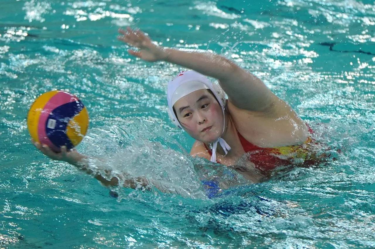 女子水球小组赛中国队收获两连胜_国家体育总局