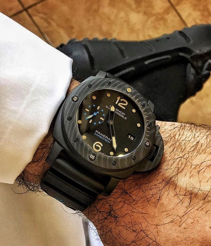 时尚 正文  沛纳海(panerai)源自意大利的军工传统,自1860s诞生以来