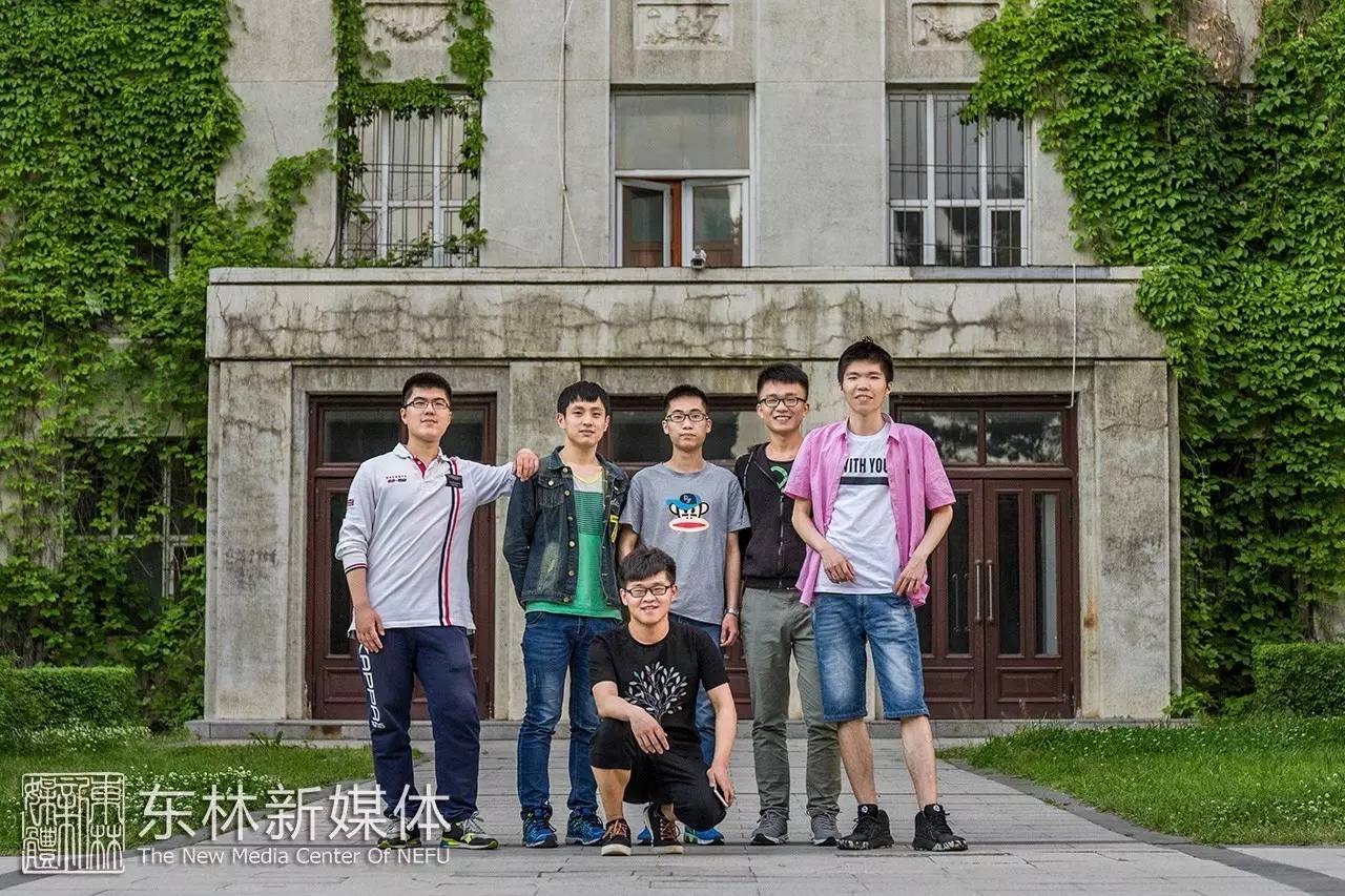 四人分别考取复旦大学,天津大学,大连理工大学,中国矿业大学研究生