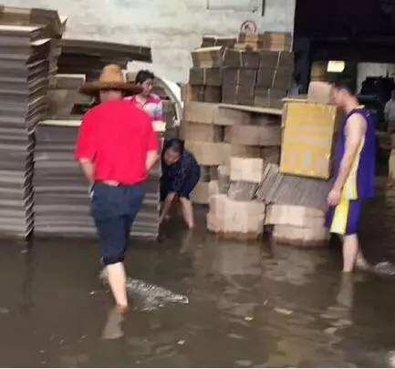 台风挟裹暴雨突袭,纸包装企业请做好防范工作