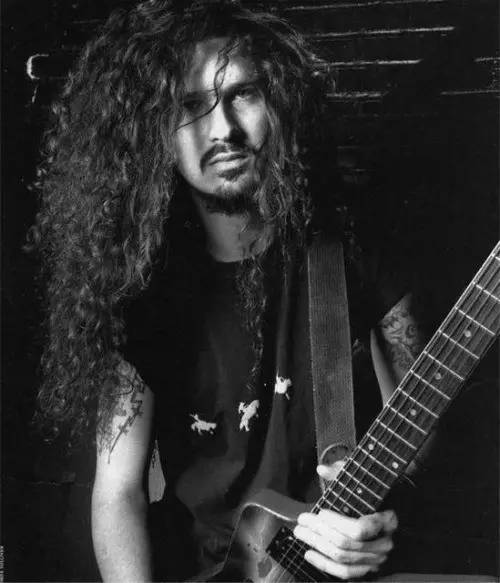 1964年3月11日,美国著名金属乐队 pantera 鼓手 vinnie paul