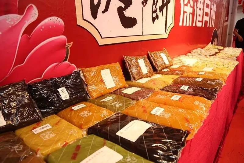 琳琅满目的展示品