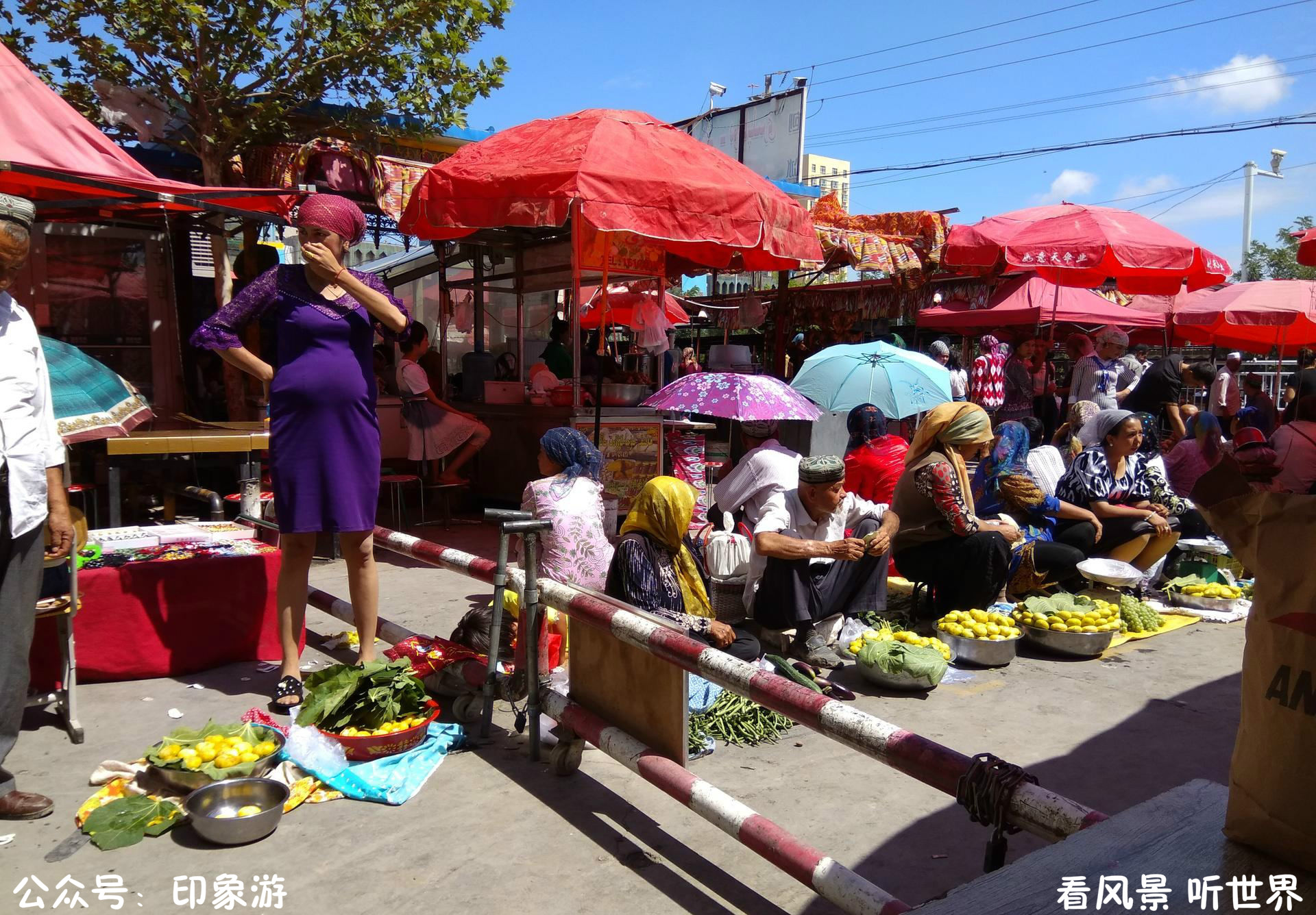 新疆乡镇赶集,满大街都是美食