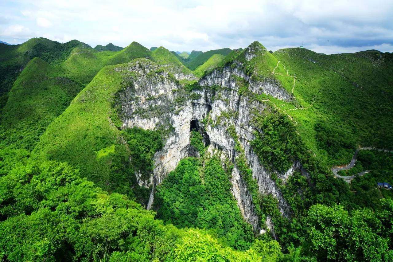 广西凤山县巴畴乡人口有多少_广西凤山县高速线路图(3)