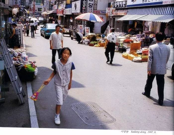 90年代韩国首尔街头旧影欣赏