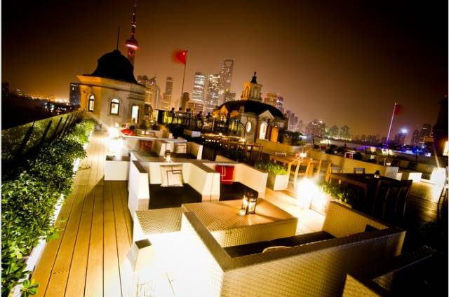 rooftop party @外滩19号200位精英海归音乐酒会 06/22