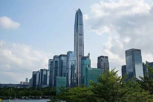 世界10大高楼建筑,中国竟占7座,你敢挑战吗