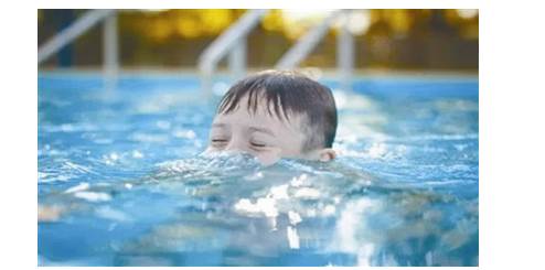 幼儿在游泳馆溺水72秒无人管,谁之过图片 149
