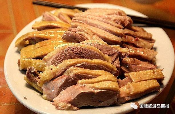 白斩咸水鸭 姜蓉辣椒酱也是一道极赞的美味~和别有风味的笠饭一块搭配