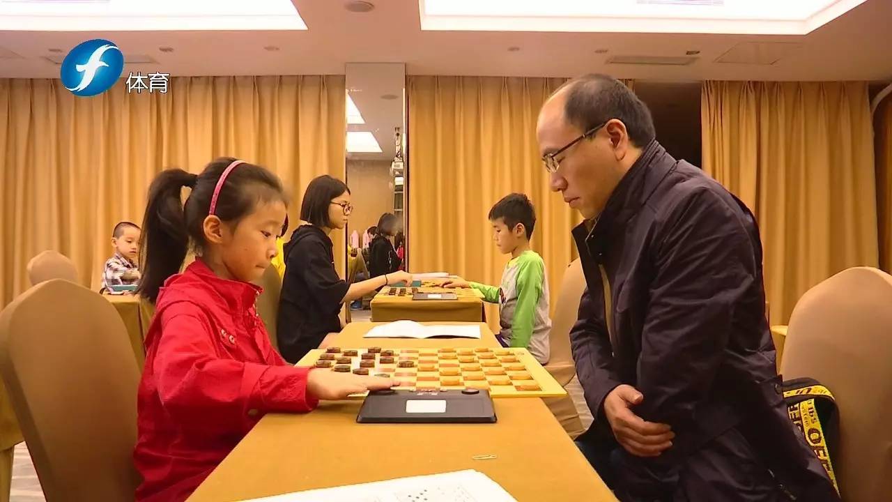 陆纪超:国际跳棋令人着迷 智慧之花开在全运!