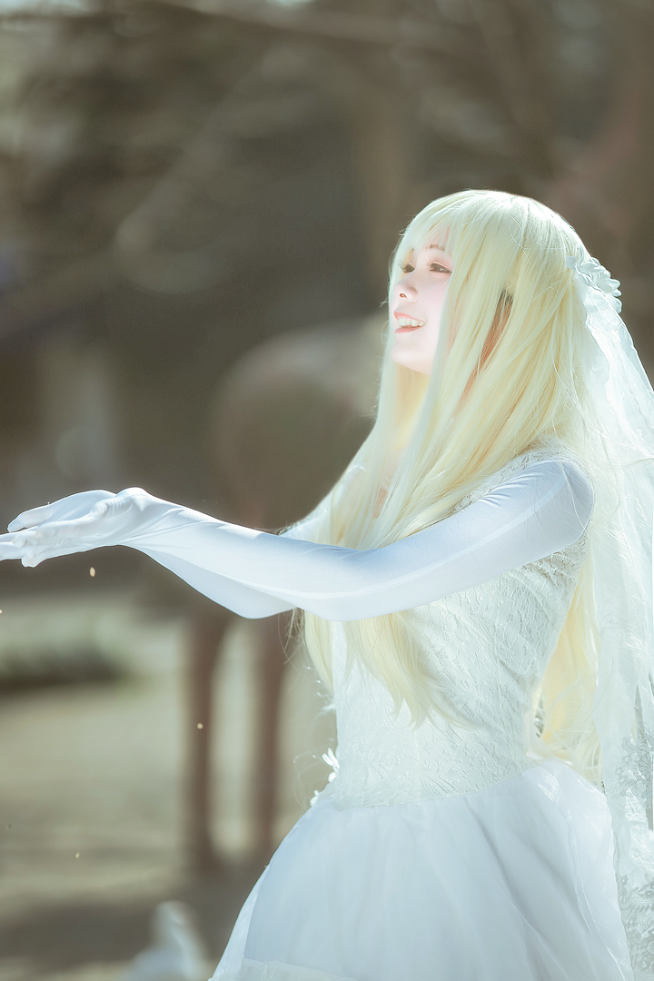 sq婚纱cosplay