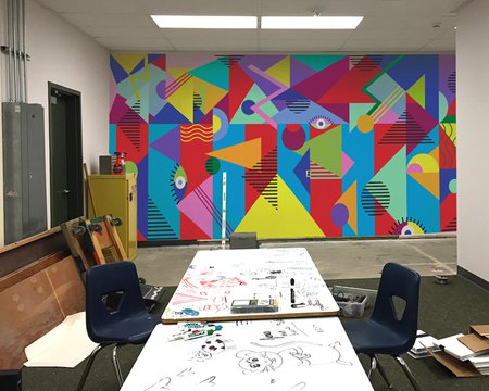 几何图形与色彩的碰撞街景结晶:办公室墙绘欣赏