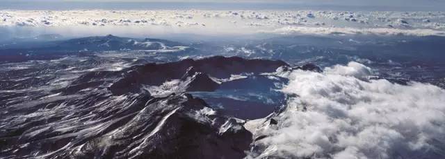 旅游 正文  长白山属于受季风影响的温带大陆性山地气候 具有明显的