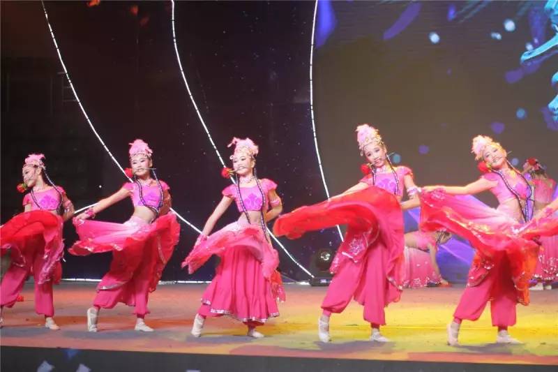 【喜讯】书生小学舞蹈《送我一朵玫瑰花》在台州市第十届中小学生艺术