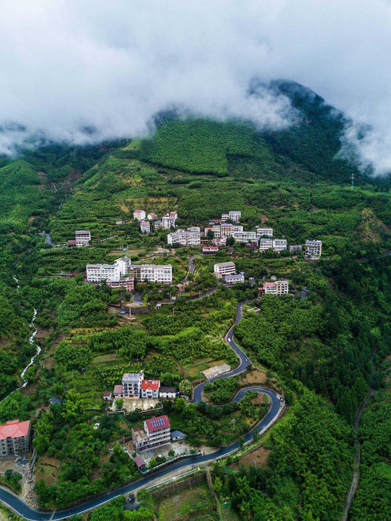 靳村乡鱼山村多少人口_灵石靳村王永军