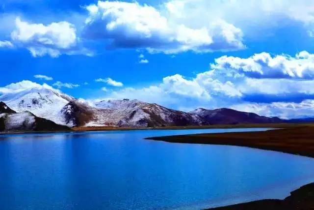 西藏·羊卓雍错 云山之间的丝绸 翻过甘巴拉山口,第一次看到羊湖的那