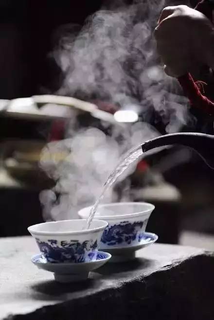 别太在意,人走茶凉,物是人非