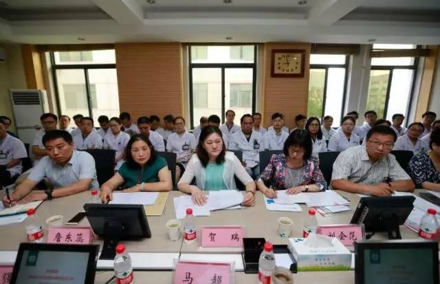 住院医师规范化培训评估组 到郑州大学附属郑州中心医院检查指导工作