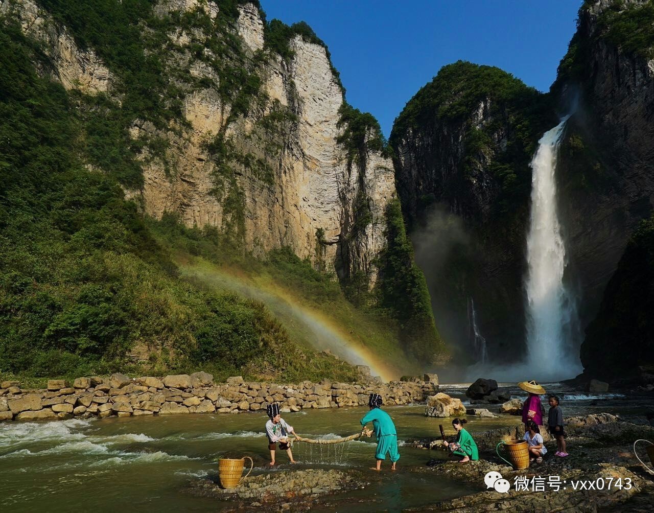 摄影师:湘西浪人 感谢您抽出 来阅读此文 责任编辑