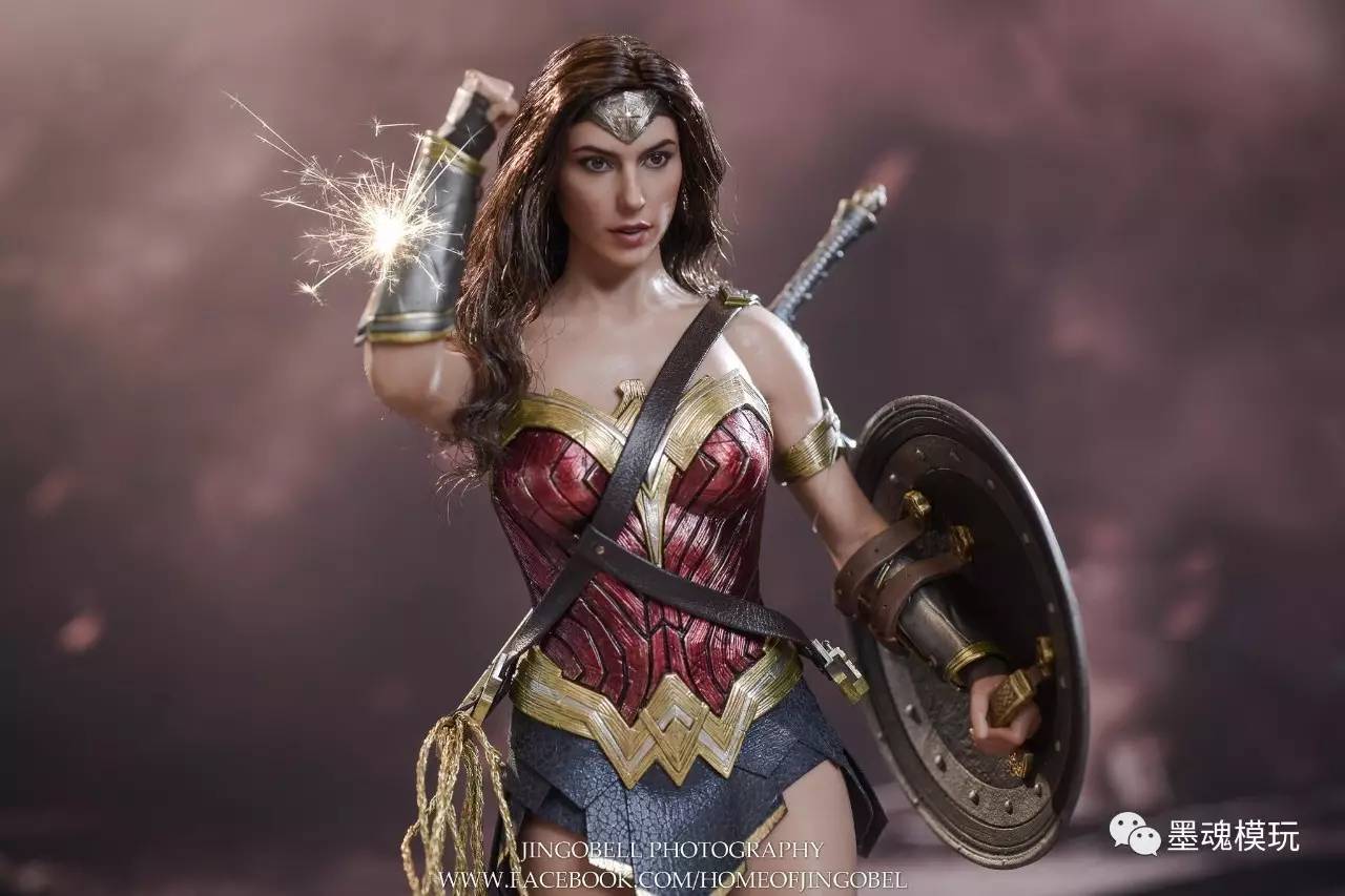 多人开箱hottoys16mms359蝙蝠侠大战超人正义黎明神奇女侠wonderwoman