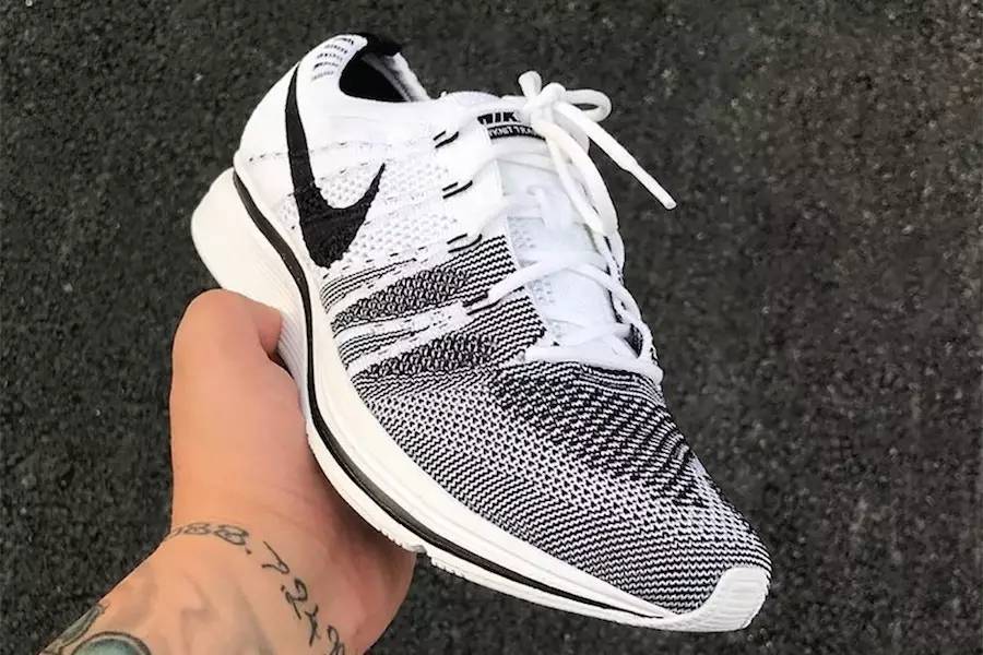 nike flyknit trainer