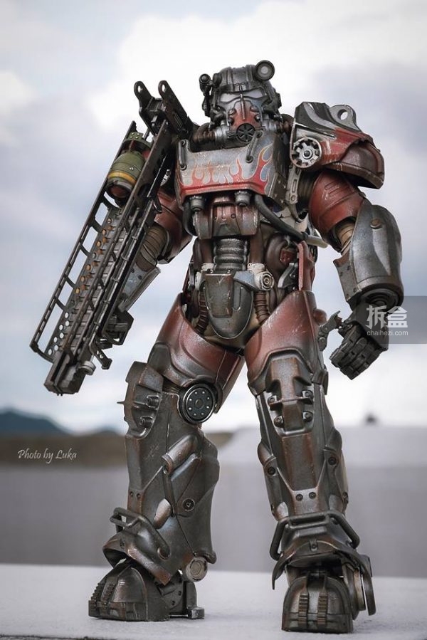 luka实拍:threezero《辐射4》t-60动力装甲1/6比例人偶原子猫涂装版