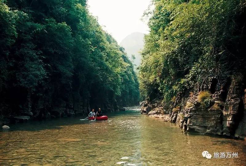 计划在年内完成过路场景区大门,景前服务中心,停车场,景区标识标牌