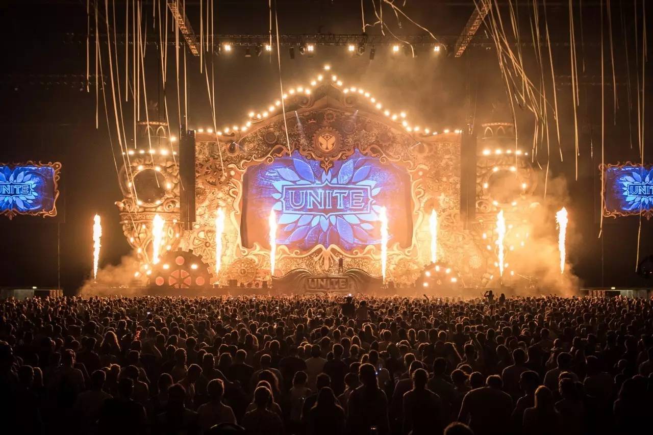 仲夏夜之梦 超大型电音节tomorrowland登陆迪拜