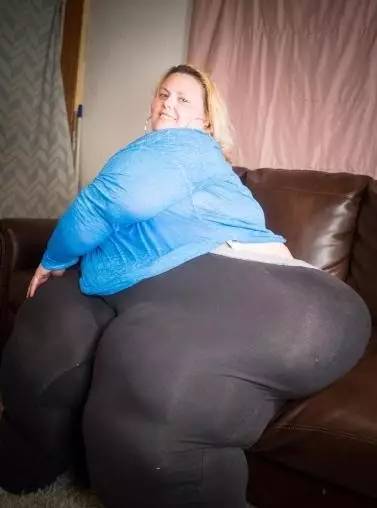 400斤胖女人为创造"最大臀部"纪录,就算玩脱也没!关!