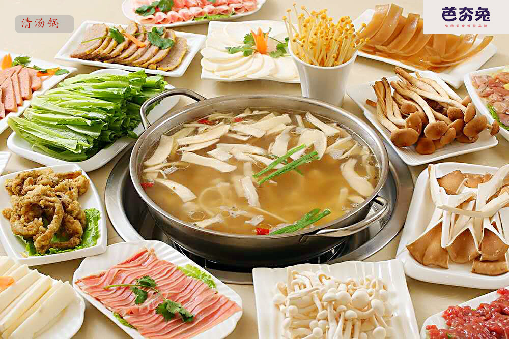 重庆芭夯兔菜品:养生汤锅与双椒兔营养美味的碰撞