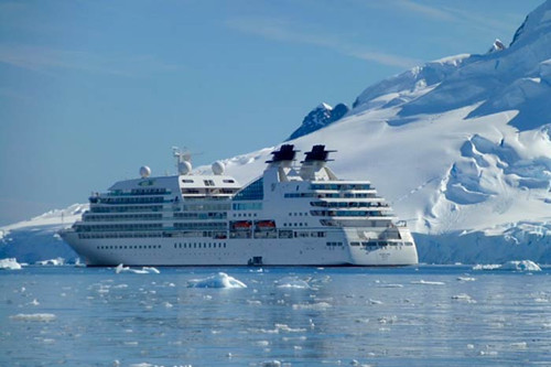 沃兹尼亚克参加的是世邦豪华邮轮探索号(seabourn quest)的南极之旅