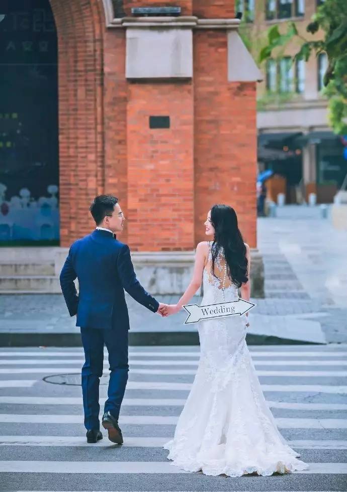 上海新娘婚纱摄影_新娘婚纱图片(2)