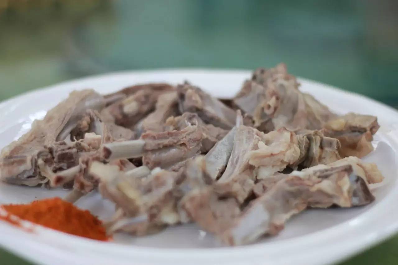 张泽羊肉庄的羊肉,传承400年经典传统技艺,更结合了现代乡村厨艺,故