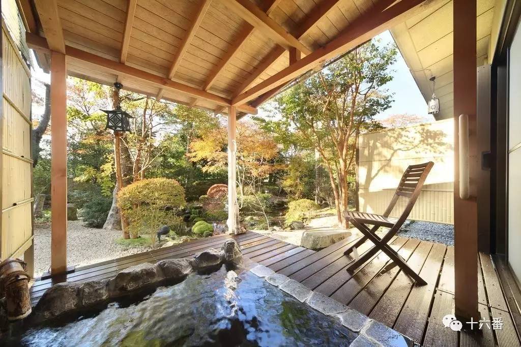 去日本，真的不准备来这里泡温泉吗?