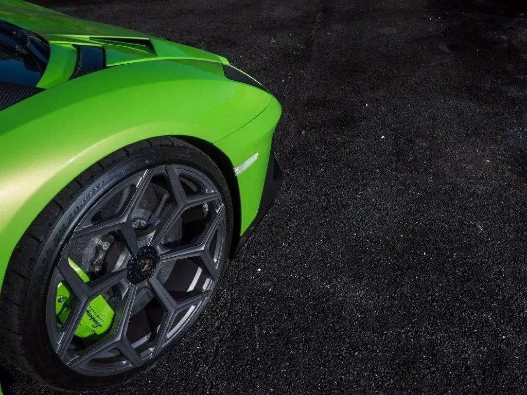 跑车世界绿牛novitectorado兰博基尼aventadorsvroadster