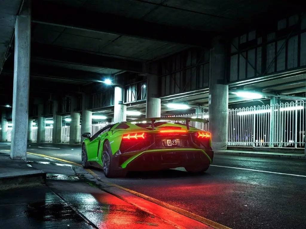 跑车世界绿牛novitectorado兰博基尼aventadorsvroadster