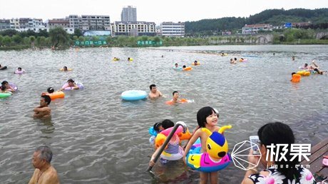 游泳告别穿拖鞋！这个隐形鞋平蹚沙地下水不用脱