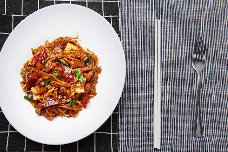  "Authentic Char Kway Teow Recipe: A Step-by-Step Guide to Making the Perfect Stir-Fried Flat Noodles"