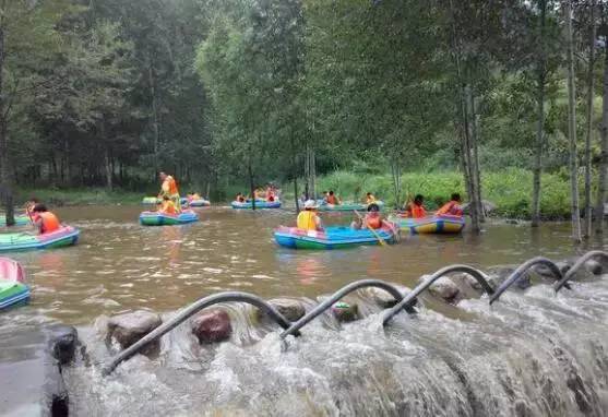 驼梁山大峡谷漂流