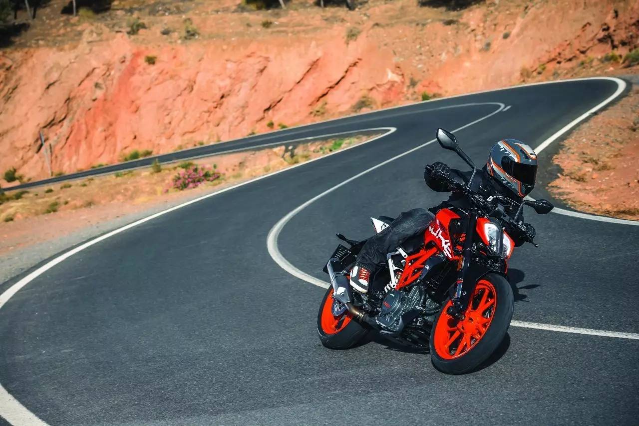 很多人都在等的车——2017 ktm 390 duke!