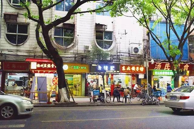 但是,西华路菜市场附近,夸上天都不为过.